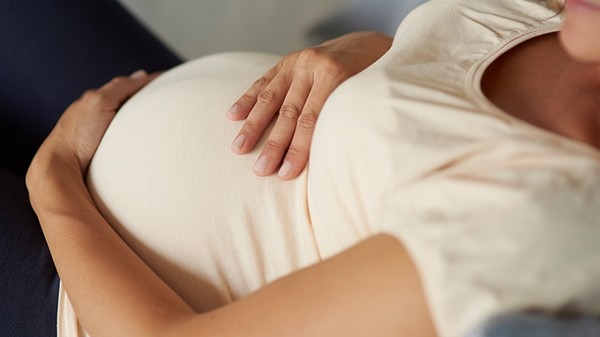 女性做试管婴儿很痛苦吗？