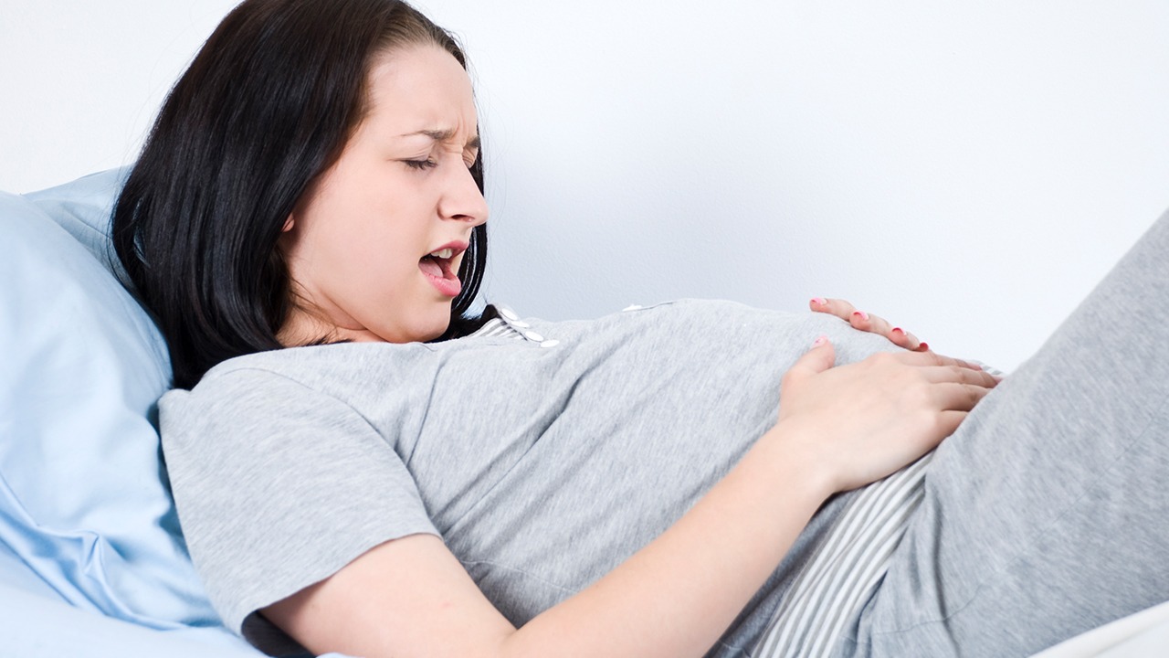 无孕囊为什么试纸会有二条杠  孕囊最迟多少天到宫腔