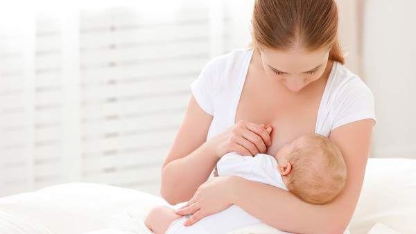 宝宝什么时候容易肠绞痛？如何照顾肠绞痛的宝宝？