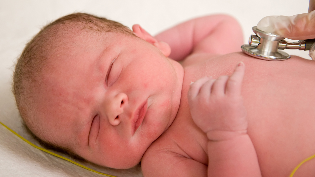 新生儿护理保健的8要点 宝宝护理保健的8要点