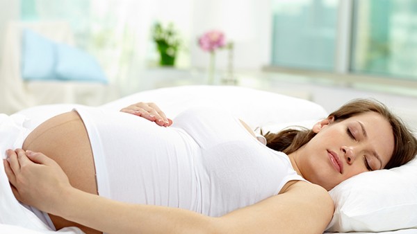 剖腹产很有可能影响母子关系