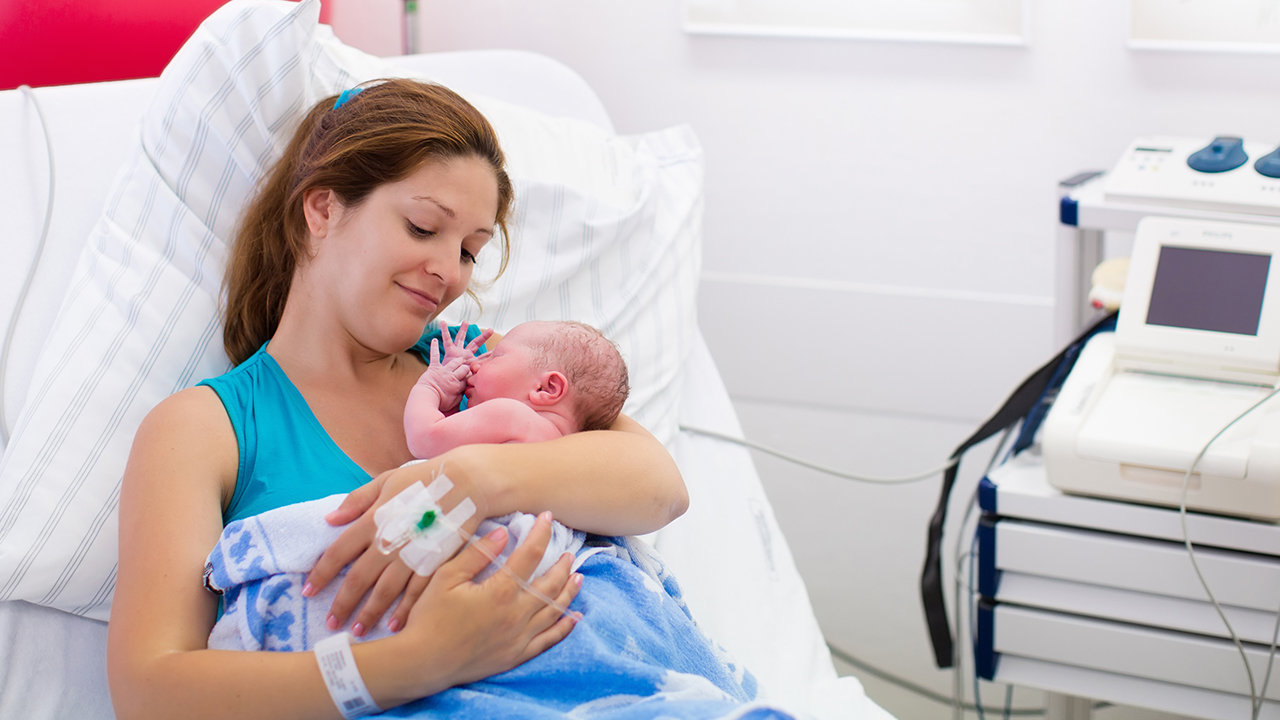 分娩时刻准妈妈该怎样应对?临产前有什么预兆？