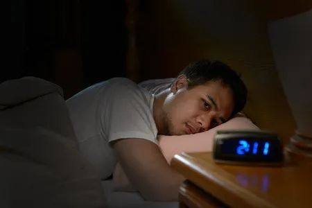 睡不好，等于在体内养毒！多项研究证实，优质睡眠可多方面维护健康