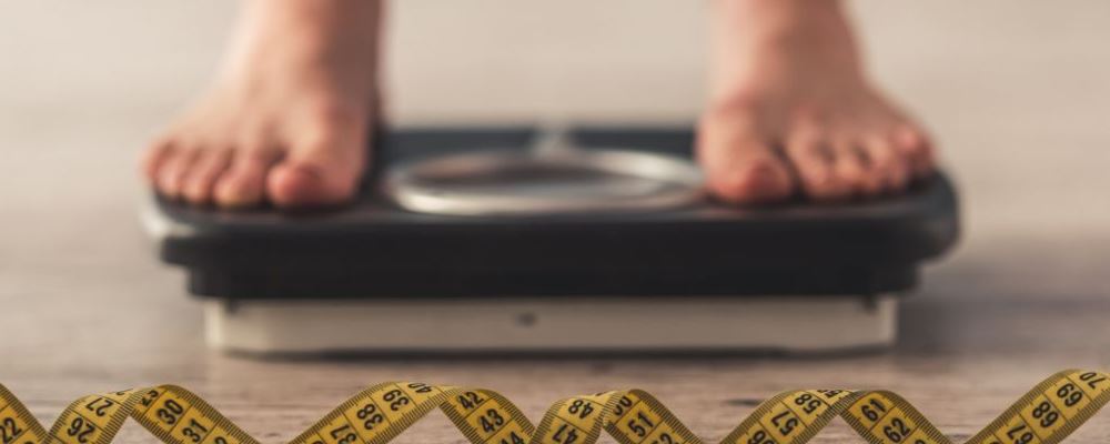 经期减肥体重不减反增的原因是什么？（经期减肥体重不减反增是怎么回事？）