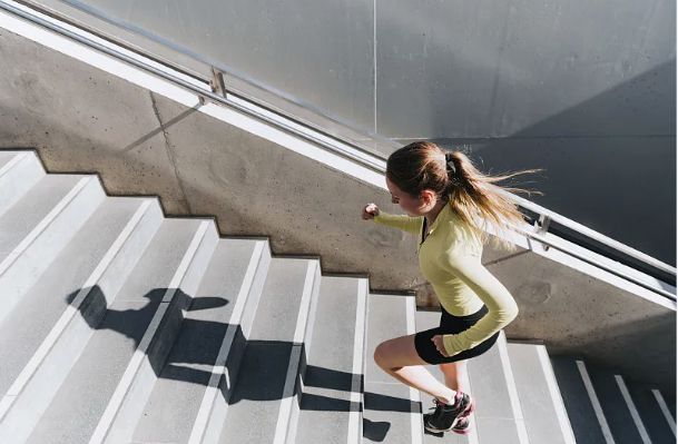 爬楼梯能减肥吗？如何正确爬楼梯？（爬楼梯可以减肥吗？）