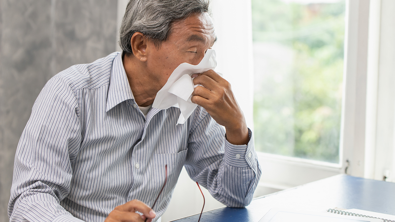 鼻炎药可以和感冒药一起吃吗？（鼻炎可以和感冒药一起吃吗？）