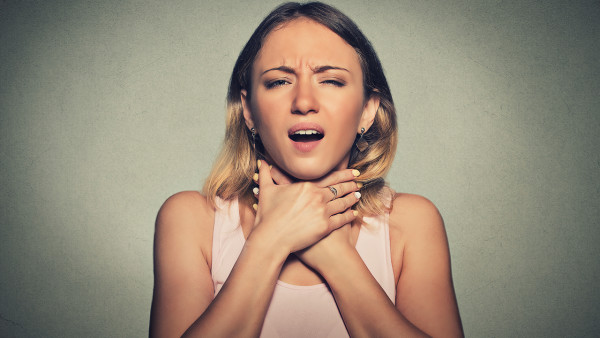 反流性咽喉炎咳嗽、胸痛的原因有哪些？（反流性咽喉炎咳嗽、胸痛是怎么回事）
