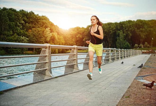 跑步减肥牢记这4个步骤，让你更高效燃脂
