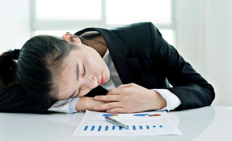 午睡超1小时死亡风险增加30% 你午睡时间是多久？