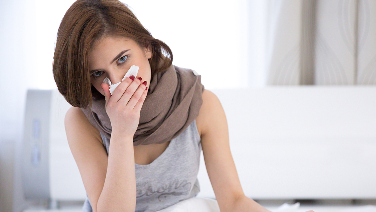 鼻炎痒可以用双氧水洗吗